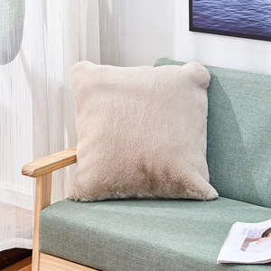 Housse de coussin carrée moderne minimaliste en fausse fourrure couleur unie 45x45cm lavable en machine pour la décoration intérieure - Product Image 2