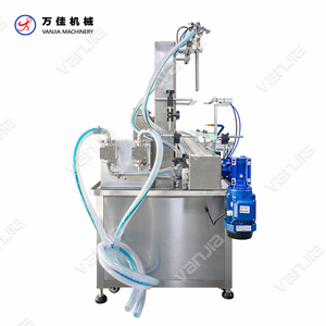 Machine <span class=keywords><strong>de</strong></span> remplissage liquide à double tête à servomoteur automatique pour la vodka, le <span class=keywords><strong>whisky</strong></span> et la crème - Product Image 3