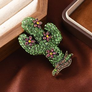 Broche de Cacto Verde com Strass e Detalhes Florais Rosa, Banhado a Ouro Antigo, para Uso Diário - Product Image 3