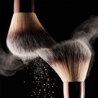 Ensemble de 7 Pinceaux de Maquillage Végane Hourglass Professionnel, Brosses de Luxe de Haute Qualité pour Femmes, Outil de Voyage avec Trousse et Boîte Cadeau