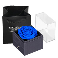 Boîte à bijoux en acrylique de roses conservées en gros d'usine avec collier fleurs roses éternelles cadeau pour cadeau de fête des mères de maman