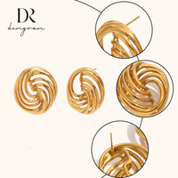 Pendientes Dingran de Acero Inoxidable con Baño de Oro de 18K, Diseño de Escudo Calado, Joyería Geométrica de Moda para Mujer, Venta al por Mayor