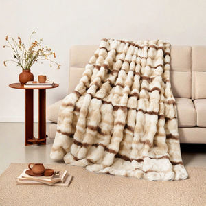 Escritório de Design Personalizado Multi-Uso Lance Grosso Coelho Faux Fur Flanela Dupla face Reversível Sólido Dobrado De Malha Cobertores De Inverno - Product Image 1