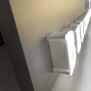 Insegna LED 3D Personalizzata a Doppio Carattere con Pannello Posteriore Nero per Decorazione Murale di Panetterie Artigianali e Negozi di Dolciumi - Product Image 6