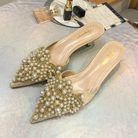 Sandales à talons hauts antidérapantes uniques, nouvelle conception, taille 35-40, pour femmes