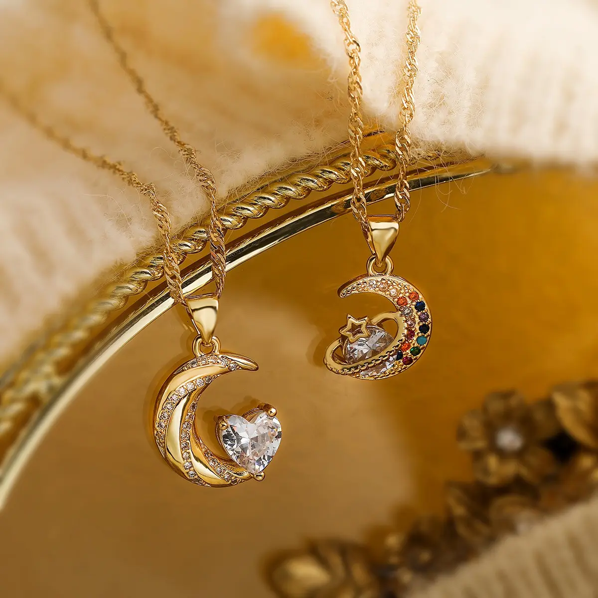 قلادة عصرية كورية مطلية بالذهب من الزركون على شكل هلال وقمر قلادة مزينة بسلسلة كثيفة ومحيطة على شكل قلب CZ هدية مجوهرات للنساء