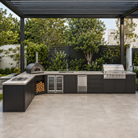 Cuisine extérieure avec pergola, îlot barbecue modulaire en acier inoxydable 304, barbecue à gaz, four à pizza, évier pour villa et jardin