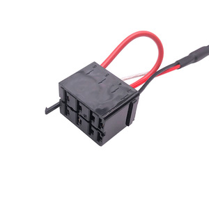 Faisceau de câblage automobile personnalisé 4 fils, connecteur de relais étanche IP65, 1 mètre, âme en cuivre isolée PVC, 12V pour voiture - Product Image 3