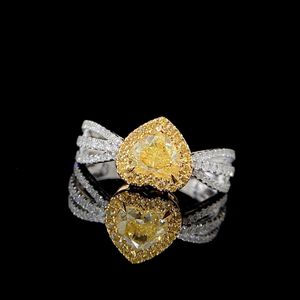 Xinfly Vente en gros de bijoux en or véritable 18 carats, anneaux en forme de cœur avec diamant jaune de 0,70 ct, bijoux personnalisés en or fin Au750 - Product Image 1