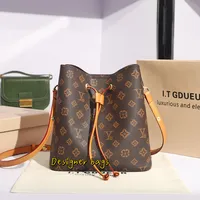 Elegant louis vuitton replica bags For Stylish And Trendy Looks 