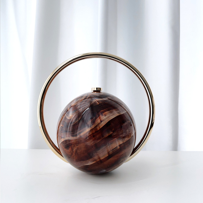 Aubergine