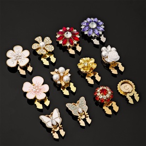 Luxury Floral Pearl Flower Butterfly <b>Button</b> Clip Metal <b>Buttons</b> Cover With Rhinestones And Pearls For Women Clothing Decoration - Product Image 1