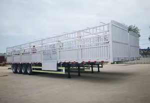 Semi-remorque de transport de bétail (bovins, ovins, volailles) à 3 essieux, 30-60 tonnes, avec ridelles latérales, prix de vente - Product Image 6