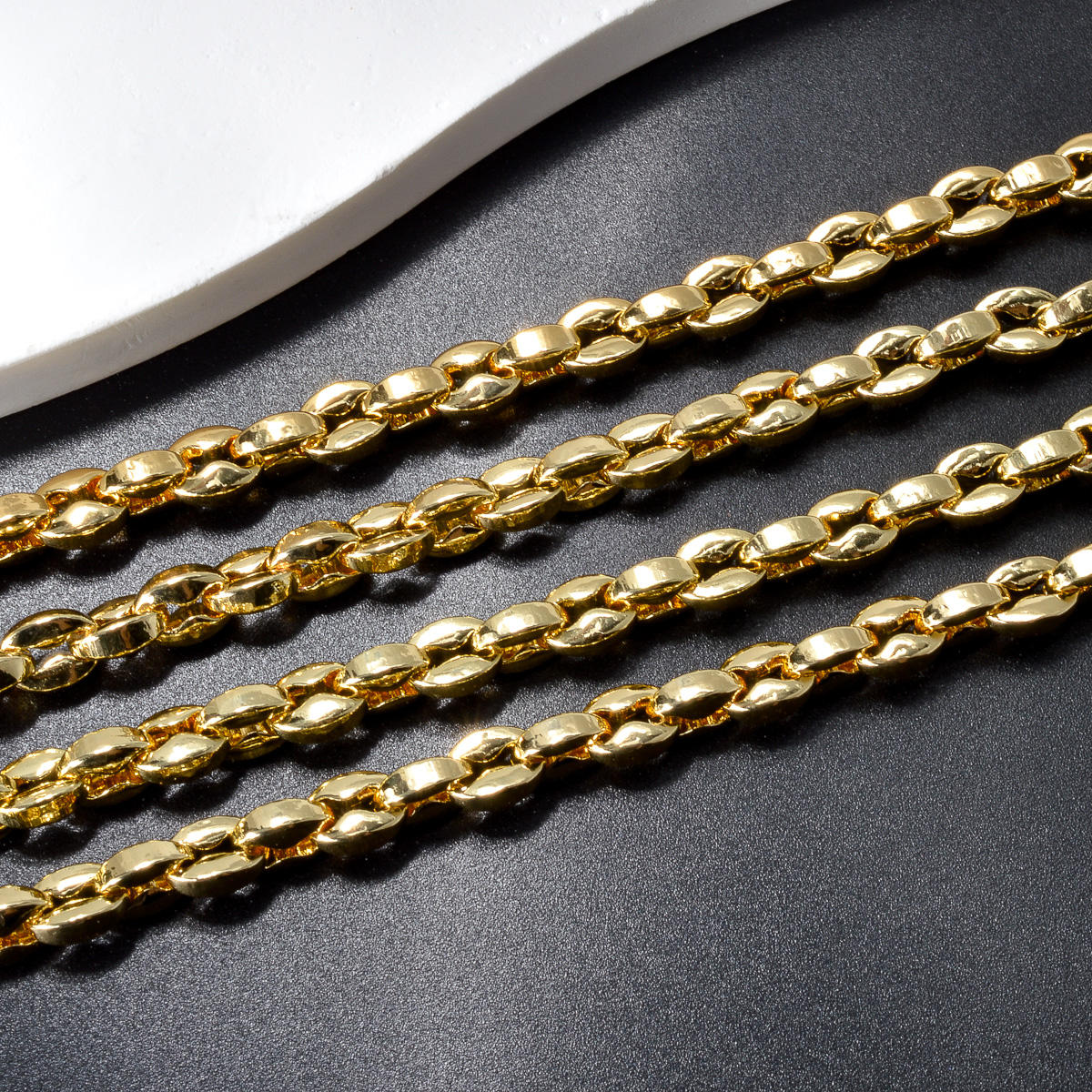 ファッション銅イタリア製750 18金メッキ豚鼻リンクチェーンネックレス