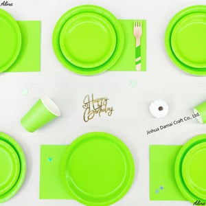 ชุดภาชนะใช้แล้วทิ้งสีเขียวเรียบง่าย DAMAI สำหรับงานปาร์ตี้ งานวันเกิด กิจกรรมแคมป์ปิ้ง ของตกแต่งโต๊ะ กระดาษเช็ดปาก แก้ว จาน - Product Image 2