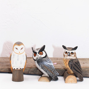 Nouveaux ornements de hibou en bois cadeaux créatifs artisanat décorations de bureau à domicile - Product Image 1
