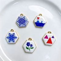 Nuevo Collar de Cuerda Redonda Tejida DIY con Colgante Pequeño Hexagonal Geométrico Pintado con Efecto Goteo de Aceite, Serie de Colores Arcoíris y Núcleo de Poliéster