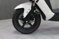 Vente en gros Usine Promotion Scooter Moto à Essence 150cc Automatique Pas Cher Moto à Essence 2 Roues
