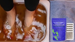 Nuevo producto para aliviar <span class=keywords><strong>el</strong></span> <span class=keywords><strong>dolor</strong></span> de pies, remojo para relajar los músculos, 100% plantas naturales, pies hinchados, desintoxicación, bolsa de baño para pies a base de hierbas - Product Image 5