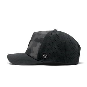 Casquette de performance Melin Midnight Camo noire de haute qualité, personnalisée par le fabricant, à visière incurvée, 5 panneaux, imperméable, avec trous découpés au laser - Product Image 3