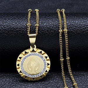 Medallas <span class=keywords><strong>San</strong></span> St Saint Benedict <span class=keywords><strong>Medalla</strong></span> Cruz Moda Acero inoxidable Joyería <span class=keywords><strong>de</strong></span> moda Collares colgantes Anti deslustre Zircon Mujer - Product Image 2