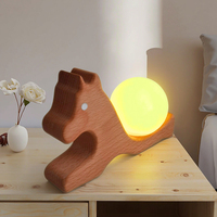 Nouveau Design Nordique En Bois Décoratif Veilleuse De Chevet Lune Globe Lumière Avec Support En Bois Massif Chambre Premium Sont Décor