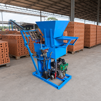 Machine à briques d'argile RPT2-25 pour projets de logement rural, petite briqueterie, alimentation en blocs de terre locale