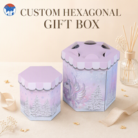 Boîte cadeau en carton ondulé personnalisable avec motif de dessin animé, avec couvercle, finition brillante/mate et impression UV