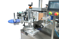 Machine d'étiquetage automatique double face pour bouteilles rondes et carrées