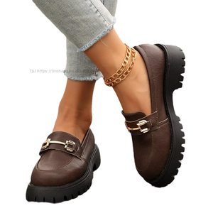 Chaussures plates basses en cuir pour femmes, style britannique, à enfiler, en métal, grande taille, semelle épaisse, automne, 43 - Product Image 5