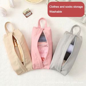 Travel Foldable Portable Toiletry Bags Portable Cosmetics Storage Multi-Functional <b>Small</b> Tote Bag - Product Image 2