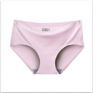 Culotte Femme Sans Couture Taille Basse en Nylon Uni, Style Fin pour l'Été avec Entrejambe Respirant, Style Jeune et Sexy - Product Image 3