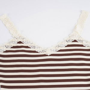 Ensemble décontracté tricoté à rayures Z-5236 avec col en dentelle doux et épicé, bretelles et short moulant taille basse à revers - Product Image 5