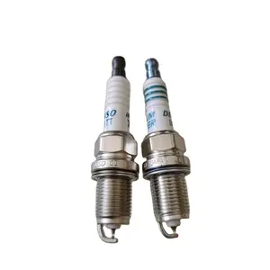 หัวเทียนเดิมขายส่งสำหรับ Nissan 22401-1la1c DILKAR7B11 Dilkar7b11