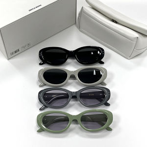 แว่นกันแดดดีไซน์เรียบง่ายสำหรับผู้หญิง กรอบบางเฉียบ แฟชั่นลายมอนสเตอร์ทันสมัย เหมาะสำหรับแว่นตาสไตล์ลำลอง - Product Image 1