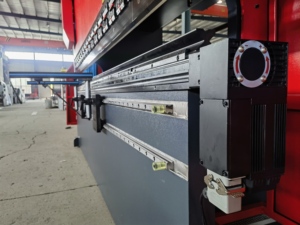 Prensa plegadora EURO <span class=keywords><strong>PRO</strong></span> 220t a la venta, prensa plegadora CNC 6 + 1Axis con DELEM DA69T - Product Image 4