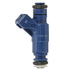 Iniettore Carburante 0280156065 per VW Passat Audi A4 Quattro <span class=keywords><strong>Seat</strong></span> <span class=keywords><strong>Exeo</strong></span> Skoda Superb 1.8T 06B133551M - Product Image 1