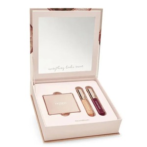 <b>Foldable</b> kraft paper packaging <b>box</b>, suitable for transportation and gift packaging, can be customized according to demand - Product Image 3