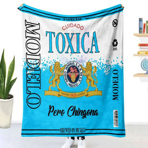 Manta de Viaje de Forro Polar Sublimado con Diseño Personalizado de México, Manta de Poliéster con Diseño de México Mama Chingona Toxica - Product Image 5