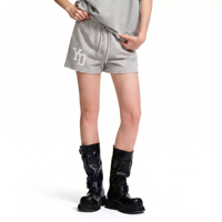 Shorts en molleton délavé à ourlet brut avec cordon de serrage, patch logo brodé, style universitaire, décontracté, personnalisé, en coton, pour femme, été