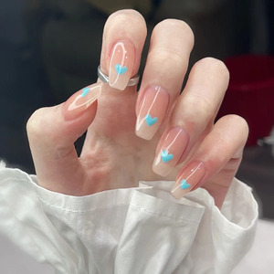 <span class=keywords><strong>Uñas</strong></span> postizas <span class=keywords><strong>blancas</strong></span> <span class=keywords><strong>azules</strong></span> claras de ataúd largo de lujo con palo de diamante en las <span class=keywords><strong>uñas</strong></span> a presión para mujeres - Product Image 5