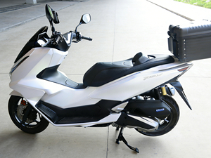 Siège de moto personnalisé pour <span class=keywords><strong>Honda</strong></span> <span class=keywords><strong>PCX</strong></span> 160 2024, fourniture d'usine OEM, confortable et antidérapant - Product Image 4