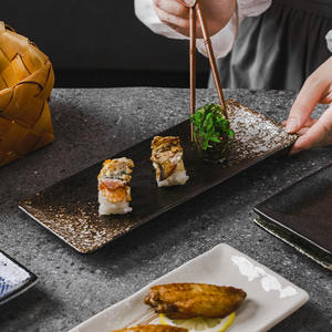 Placa Rectangular de cerámica japonesa moderna, diseño de espejo cruzado para Amazon <span class=keywords><strong>Sushi</strong></span>, postre, pescado, restaurante, vajilla creativa - Product Image 4