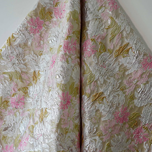 Nueva <span class=keywords><strong>Tela</strong></span> Jacquard Floral con <span class=keywords><strong>Pintura</strong></span> al Óleo, <span class=keywords><strong>Tela</strong></span> Metálica con Flores Grandes <span class=keywords><strong>en</strong></span> <span class=keywords><strong>Relieve</strong></span> <span class=keywords><strong>3D</strong></span>, <span class=keywords><strong>Tela</strong></span> Brocada Tejida <span class=keywords><strong>para</strong></span> Vestidos, Cortinas y Maletas - Product Image 5