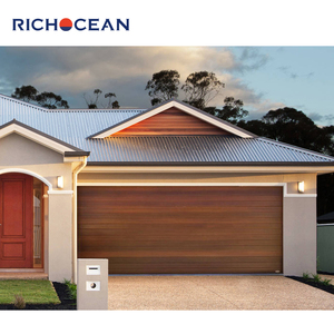 Cửa gara thông minh điều khiển an ninh bằng tấm panel sandwich nhôm cách nhiệt hiện đại vân gỗ có cửa sổ - Product Image 6