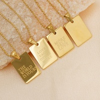 Collier en acier inoxydable avec pendentif lettre anglaise rectangulaire pour femme, chaîne en acier titane plaqué or 18 carats