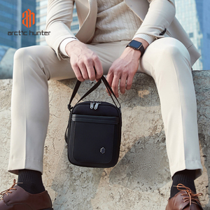 شنطة كتف كروس للكتف للرجال من شركة Arctic Hunter وصلت حديثًا شنطة كتف من البوليستر عليها حروف - Product Image 6