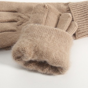 Gants en laine thermique tricotés jacquard de couleur unie, longs et épais pour les étudiantes - Product Image 3