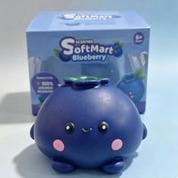Groothandel Geurende Jumbo Blauwe Bes Knijpfiguur met PVC Display Box Schattig Reuze Fruit Knijpbal voor Kindercadeaus