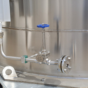 Tanque criogénico de acero inoxidable con aislamiento al vacío, recipiente a presión de alto nivel de seguridad para almacenamiento de oxígeno líquido y nitrógeno. - Product Image 2